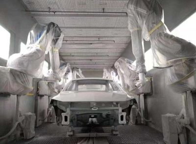 “中國智造”的新名片 探訪上汽鄭州智能制造工廠的激光焊機